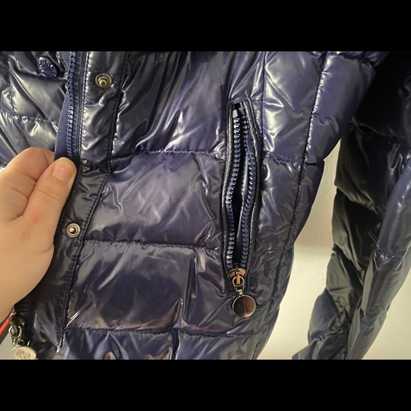 Moncler Navy Blue Puffer Jacket with Fur Trim - Picture 3 of 13